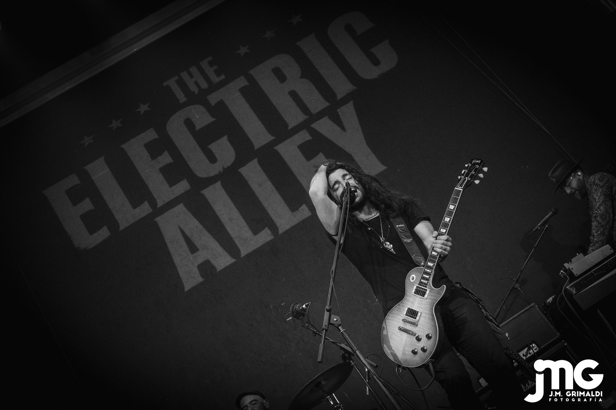 ELECTRIC ALLEY 34_JMZ2855